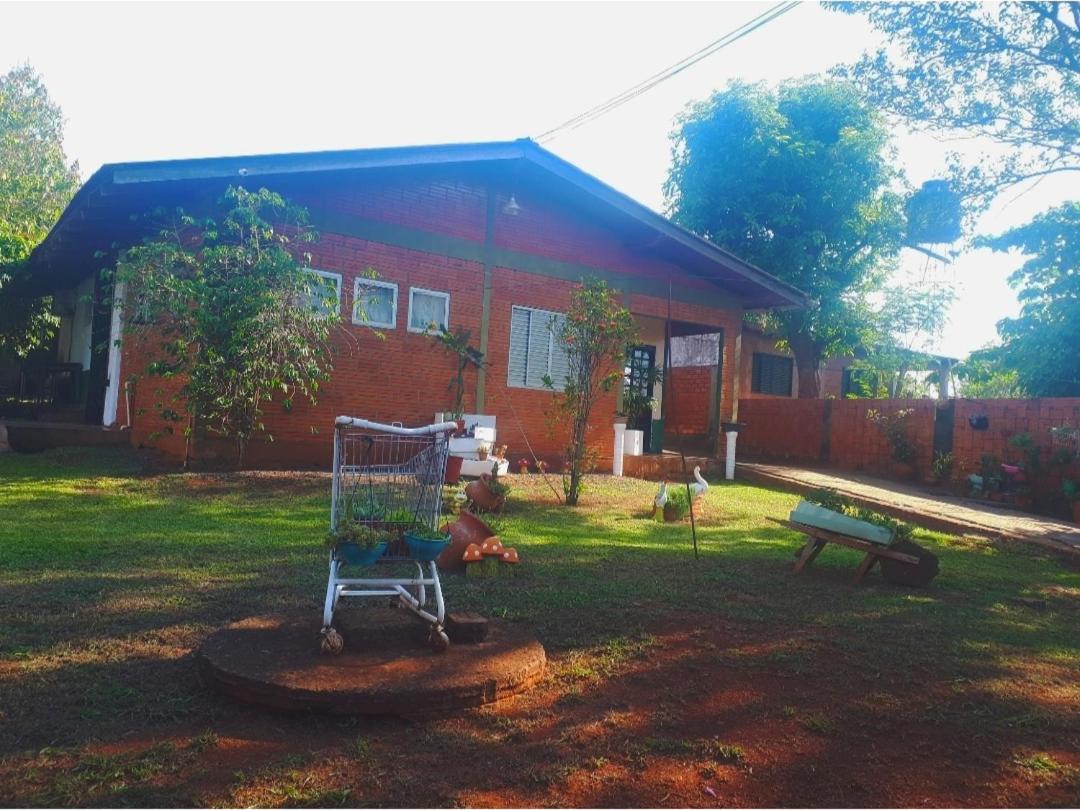 Iguazu Alojamiento "La Casa" Villa Puerto Iguazu Exterior photo